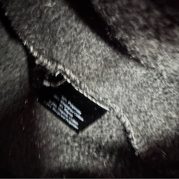 Bow & drape New York sweater are you kitten me with sequin bling embroidery - Picture 7 of 7